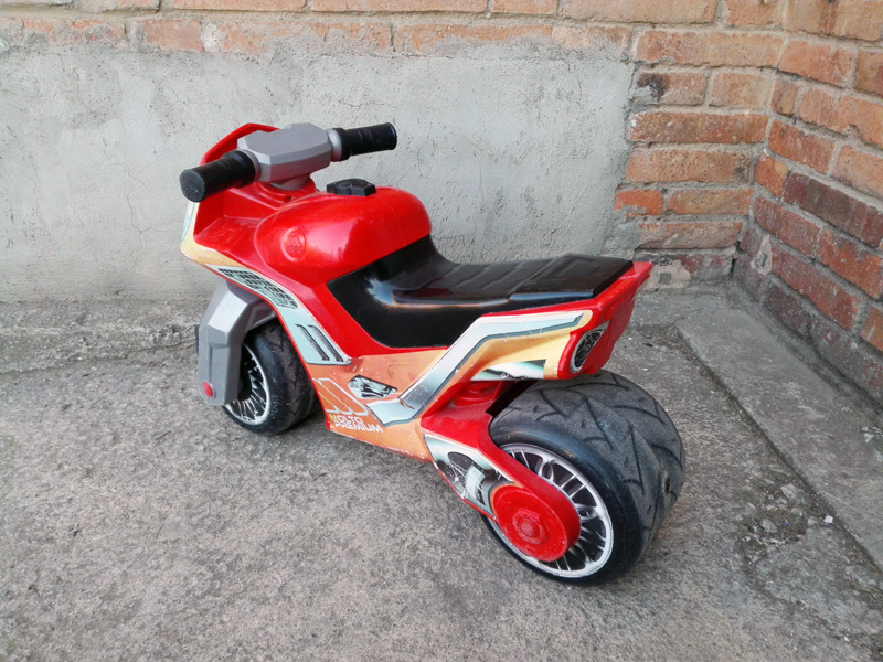 andarin moto infantil plastico 45.5x71x31.5 1u